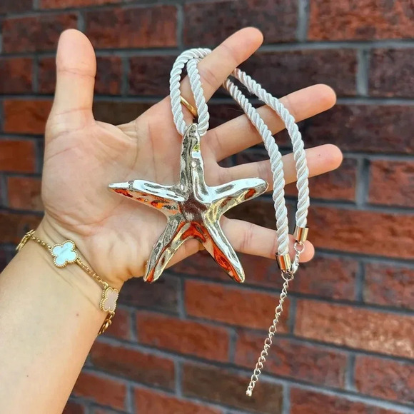 Starfish Silver Necklace - Picture 4 of 6
